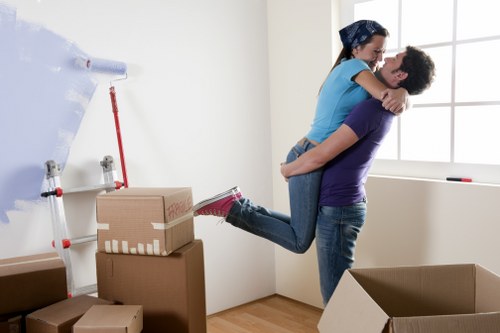 London man and van service preparing for a city move